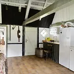 Сasa de vacaciones Renovated Stable With Seaweed Roof On Laeso